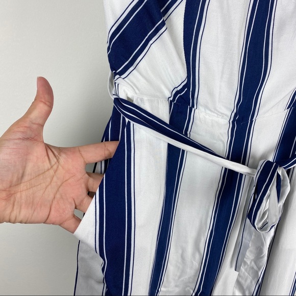 Bardot Edie Stripe Strapless Belted Jumpsuit sz 8 - Picture 4 of 8